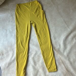 ILUS Yellow Tights / Leggings